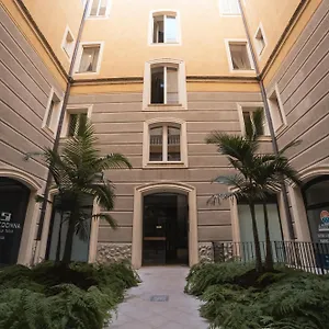 Davids Palazzo Tamborino , Lecce Italia